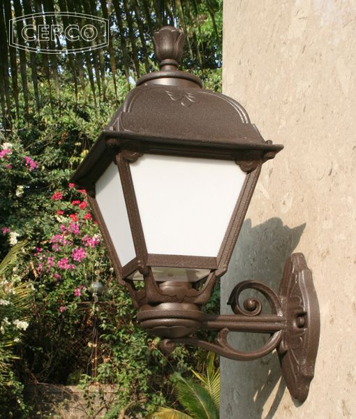 Loose-fit round neck sweater