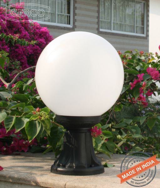 Loose-fit round neck sweater