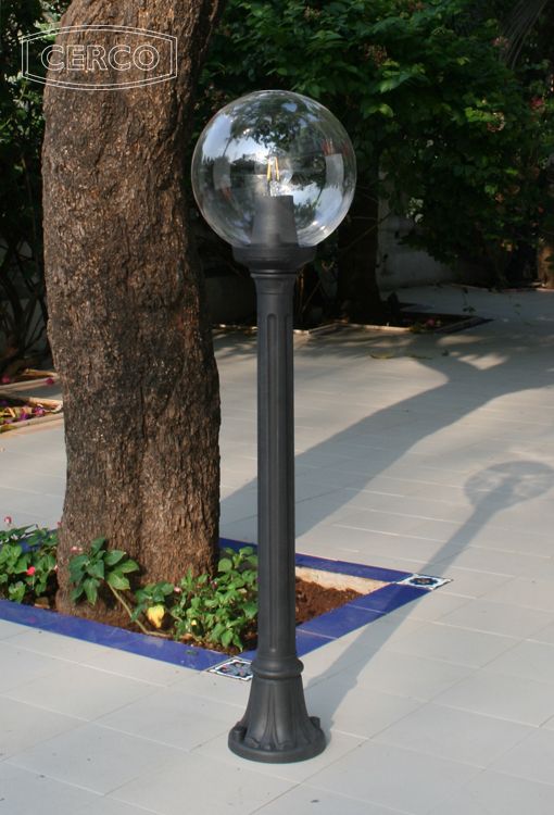 Loose-fit round neck sweater