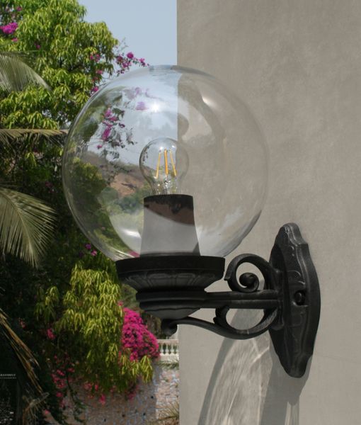 Loose-fit round neck sweater