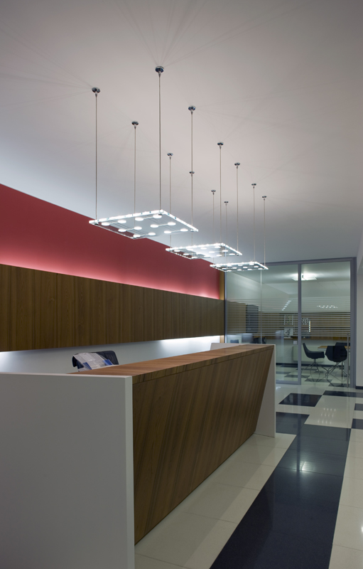 Loose-fit round neck sweater