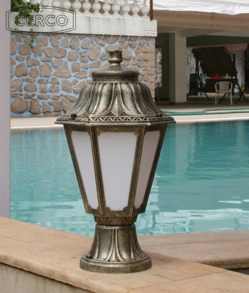 Loose-fit round neck sweater