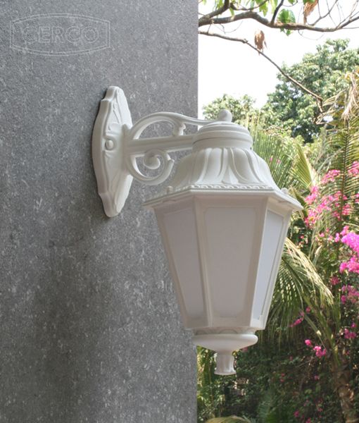 Loose-fit round neck sweater