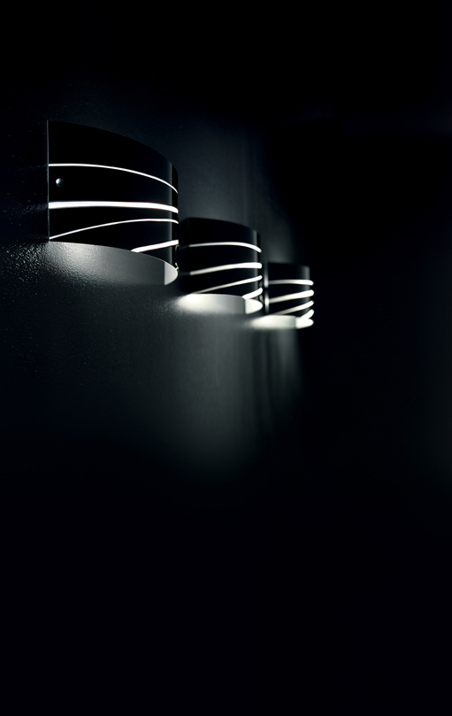 Loose-fit round neck sweater