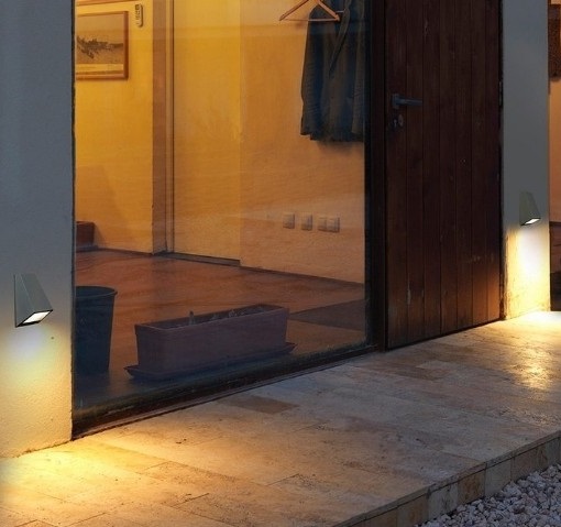 Loose-fit round neck sweater