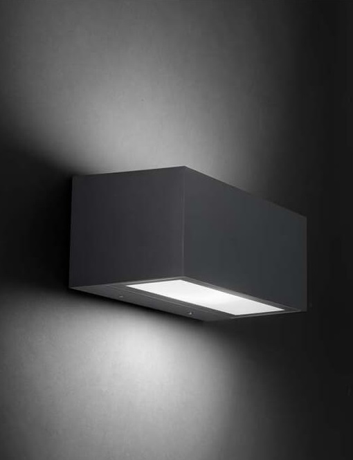 Loose-fit round neck sweater