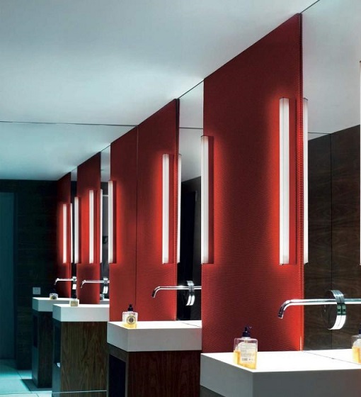 Loose-fit round neck sweater