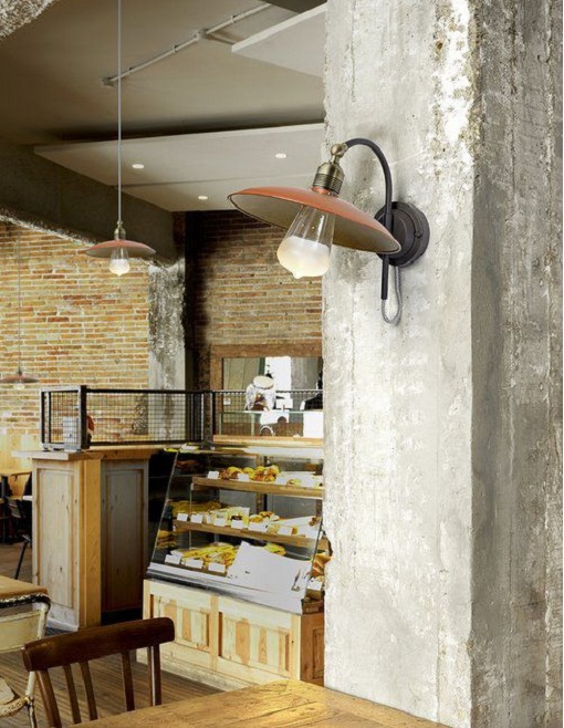 Loose-fit round neck sweater